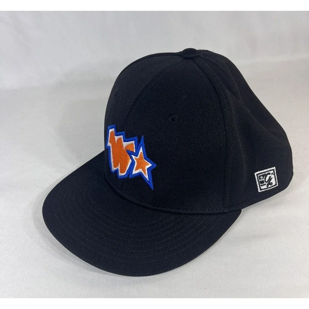 The Game Wagner's Softball Black Fitted Hat Cap Size Large Gametek Embroidered